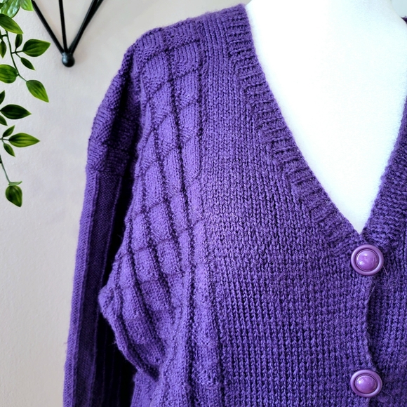 HANDKNIT COZY CARDIGAN purple large - Picture 4 of 8